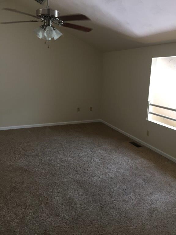 Foto del edificio - 3309 Forest Ridge Rd