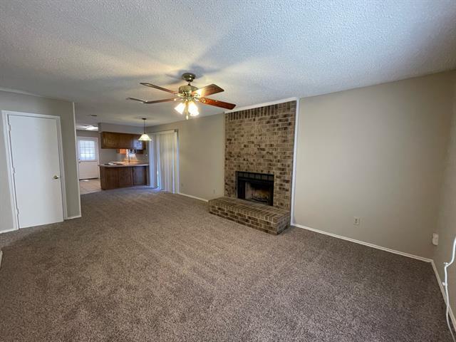 Foto del edificio - 5601 Hearthwood Ct