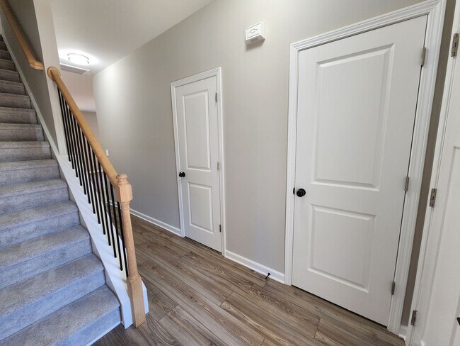 Foto del edificio - Lillie B Townhomes