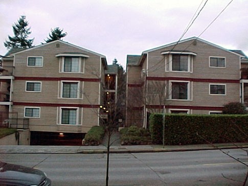 Foto del edificio - Hawthorne Manor - 2 bedrooms