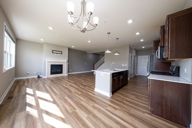 Building Photo - 18335 Glassner Way