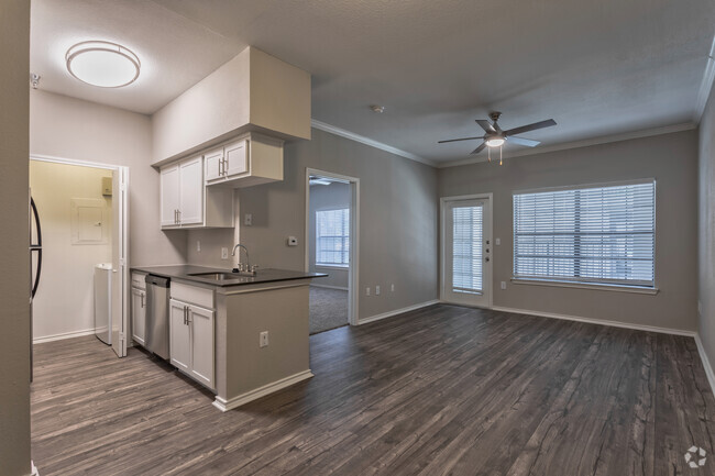 1HAB, 1BA - 584SF A1 - Área de cocina/sala de estar - Park Creek