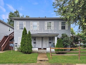 Building Photo - 705 M St
