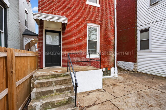 Building Photo - 3833 Oregon Ave