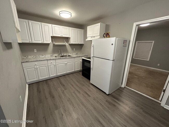 Building Photo - 3960 Craig Ave