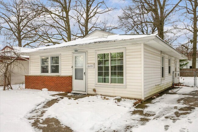 Foto del edificio - 26435 Tawas St