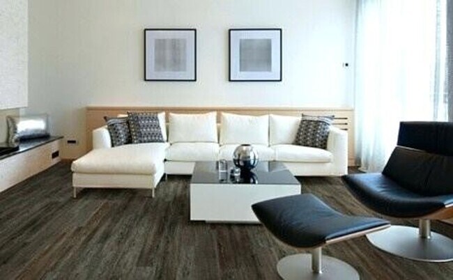 Foto del edificio - New Listing Circleville - Newly Updated 2 Bedroom Duplex