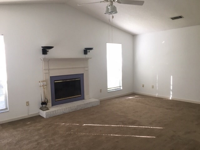 Building Photo - 5261 High Colony Dr