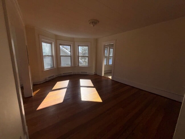 Building Photo - 68-72 Laurel St.