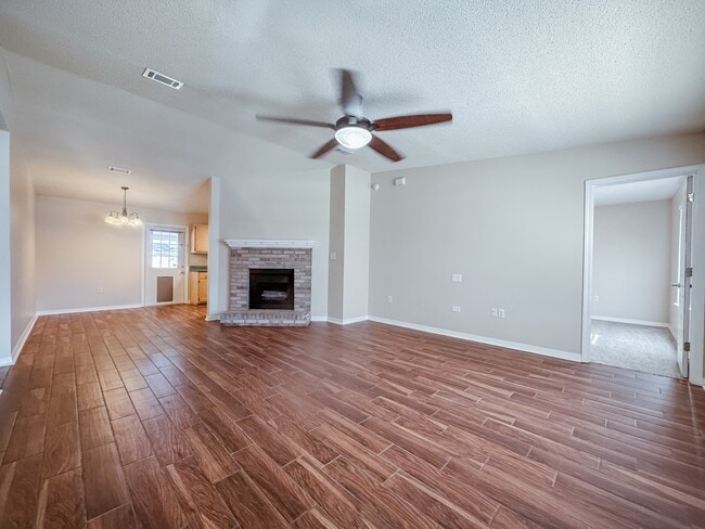 Building Photo - 309 Adams Dr