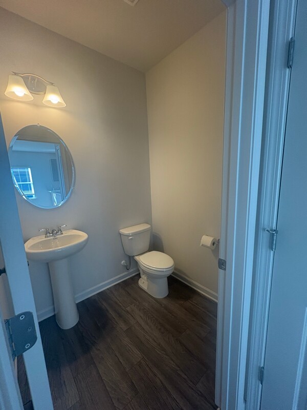 Foto del edificio - 529 Summerfield Ln NW