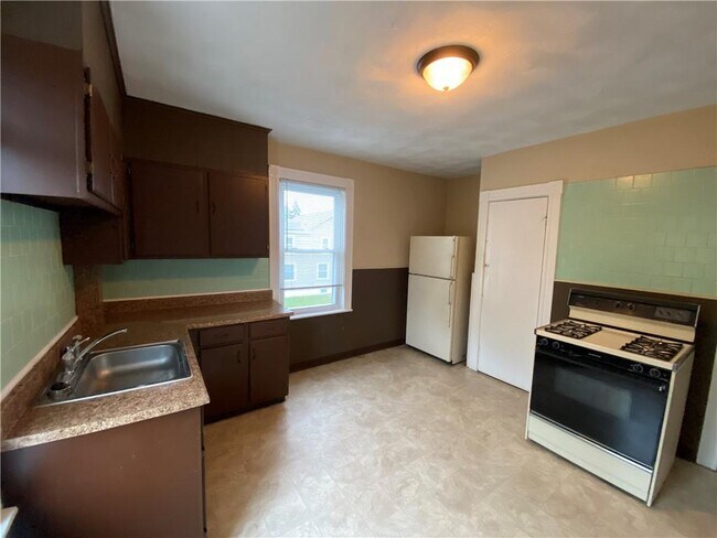 Foto del edificio - 1245 Cranston St
