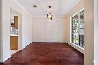 Building Photo - 2205 Romeo Dr