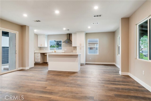Foto principal - 3067 Genevieve St N