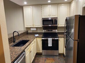 Building Photo - 291 E Mel Ave