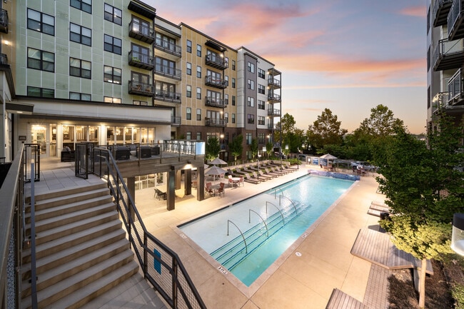 River House (TN) apartments — community photo - River House (TN)