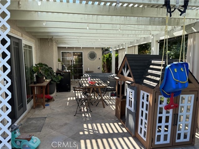 Foto del edificio - 22601 Iris Ave