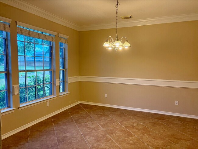 Foto del edificio - 5607 Eagle Sky Blvd