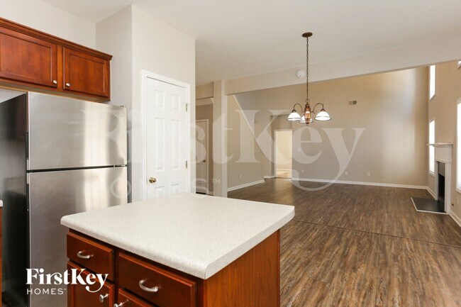 Building Photo - 964 Maple Leaf Dr