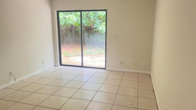Building Photo - 1119 Goldenrod Rd
