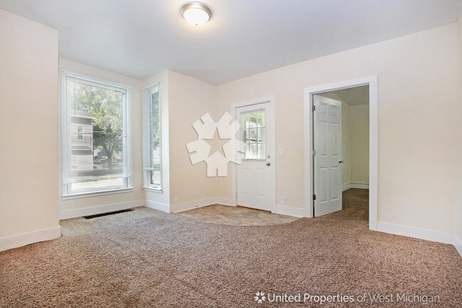 Foto del edificio - 135 Indiana Ave SW