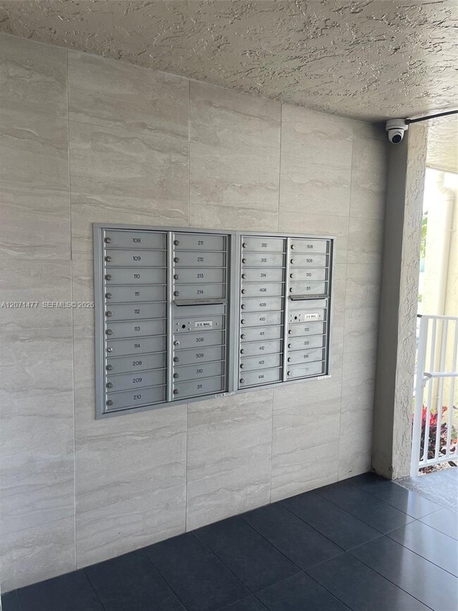 Foto del edificio - 10290 NW 9th St Cir