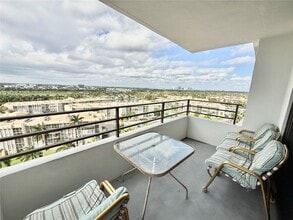 Building Photo - 600 Three Islands Boulevard