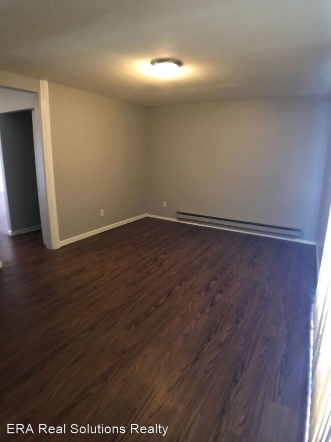 Building Photo - 3 br, 2 bath House - 4200 Dundee Avenue