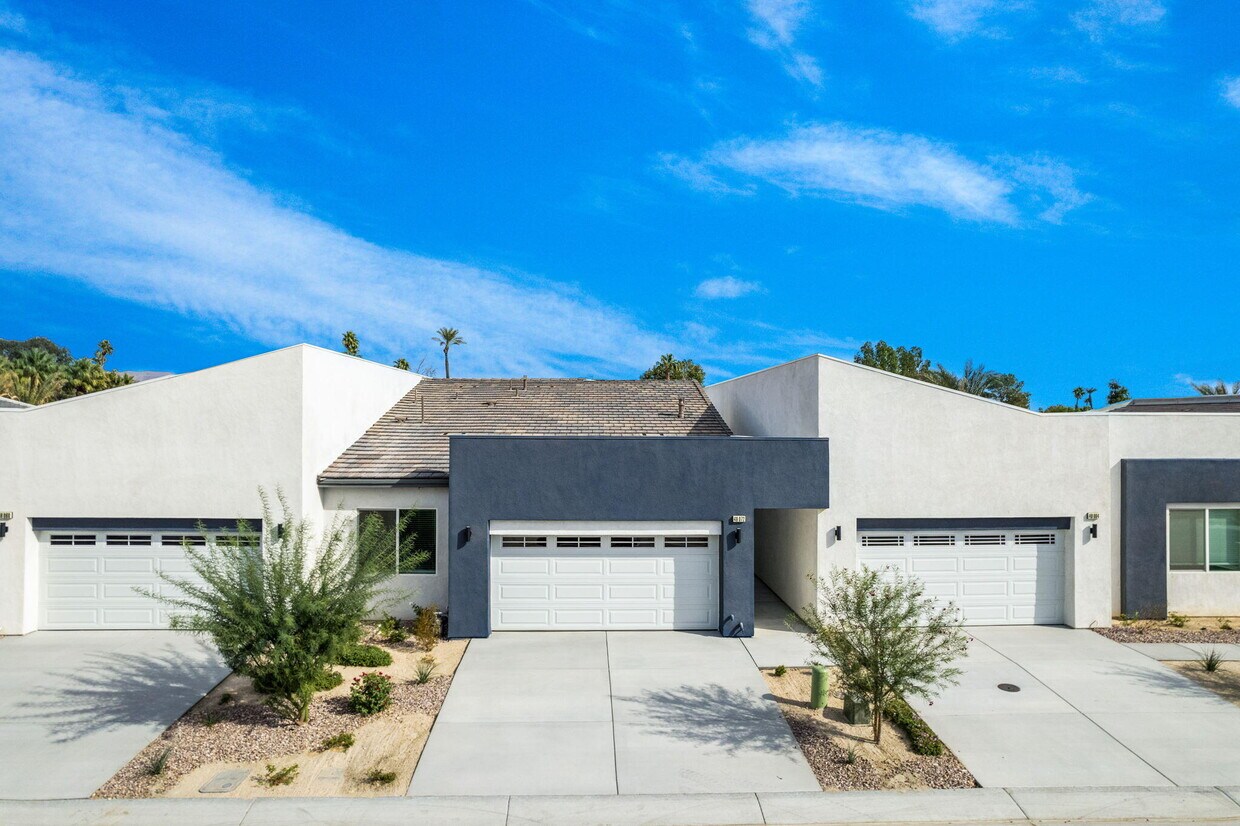 Primary Photo - 49174 Cochran Dr