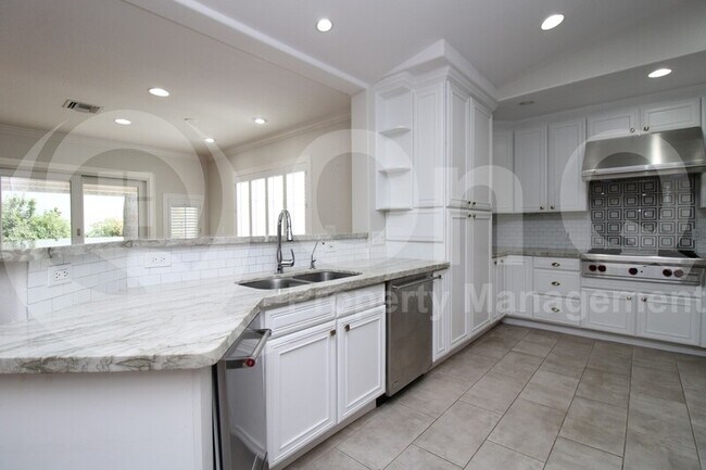 Building Photo - 4124 N 33rd St