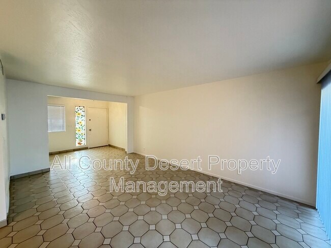 Foto del edificio - 73340 Shadow Mountain Dr