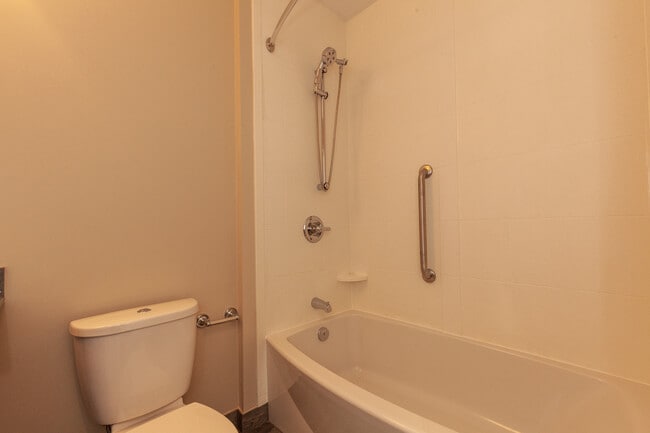 Photo du bâtiment - Rivervale Apartments