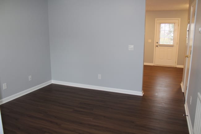 Building Photo - 703 Fall St