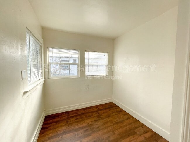 Building Photo - 426 Cortes St