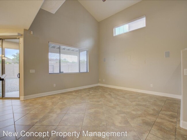 Building Photo - 4 br, 3 bath House - 17027 S. Painted Bluf...