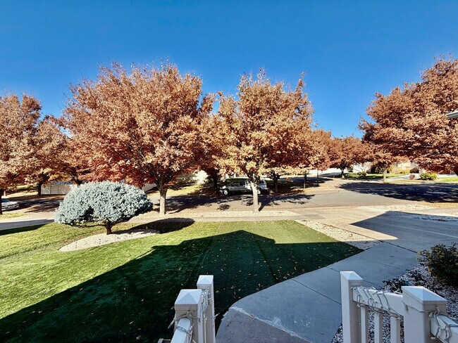 Foto del edificio - 977 W 1000 S