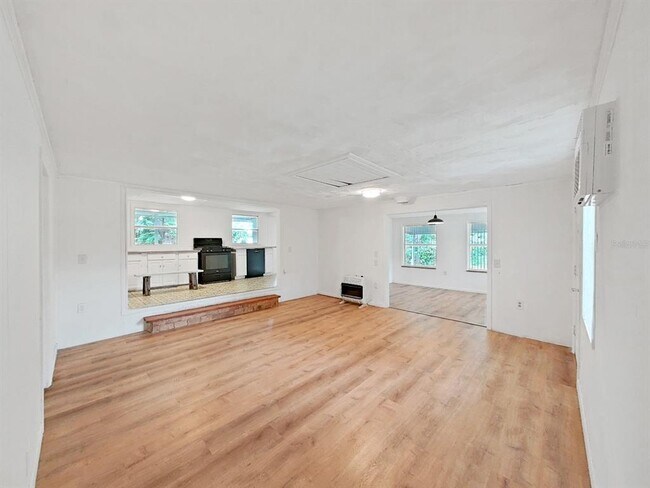 Foto del edificio - 7332 Sealawn Dr