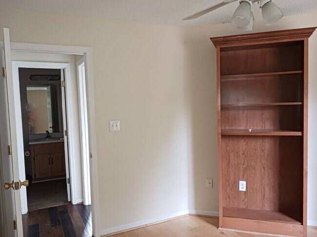 Foto del edificio - Charming 3BD/1BA Home Just Off Hwy 96!
