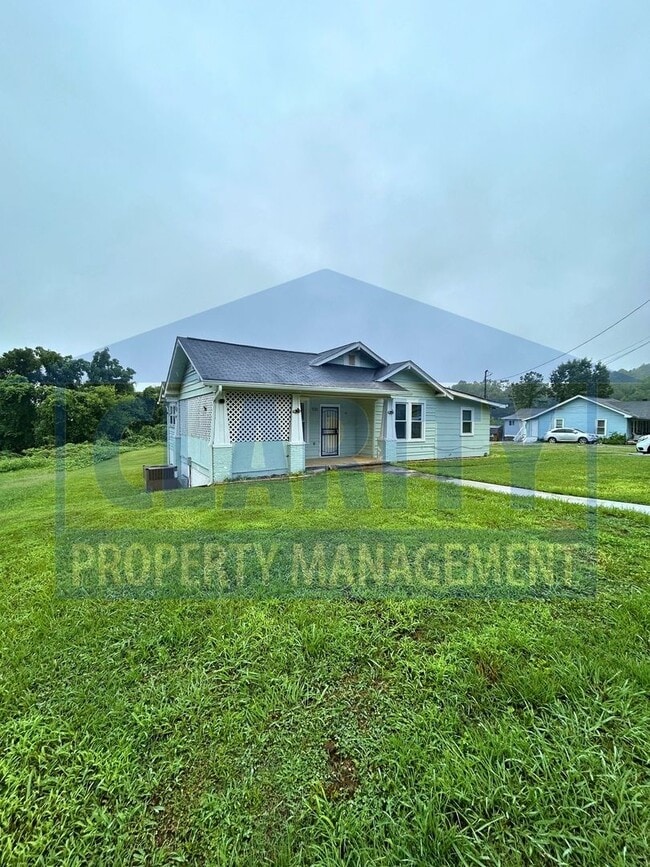 Photo - Three bedroom home in Chattanooga!