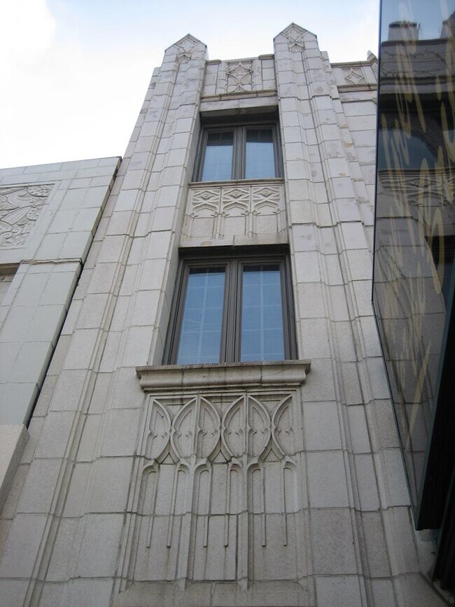 Edificio exterior - 691 Washington Rd