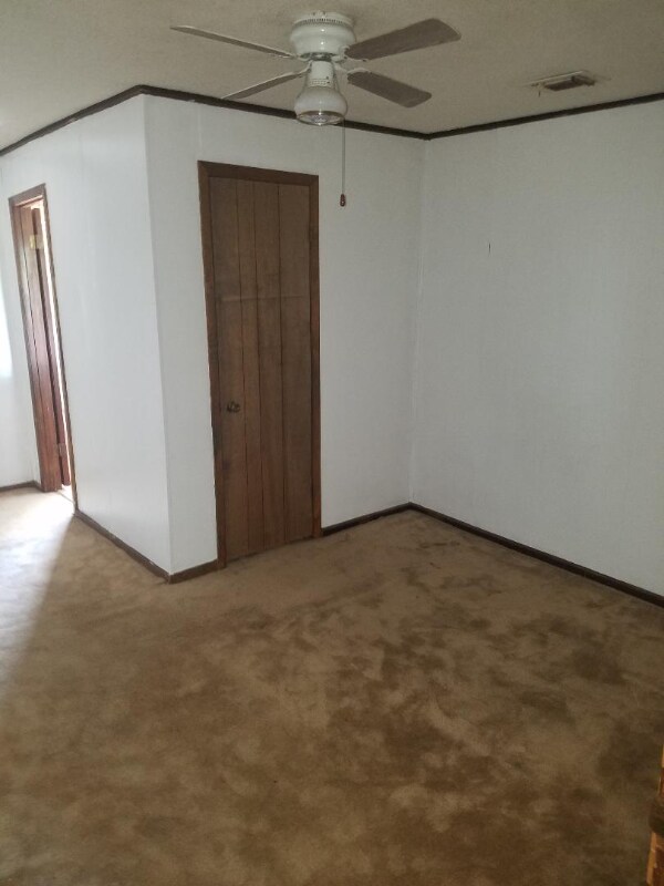 107 South St Unit 1, Bells, TX 75414 Room for Rent in Bells, TX