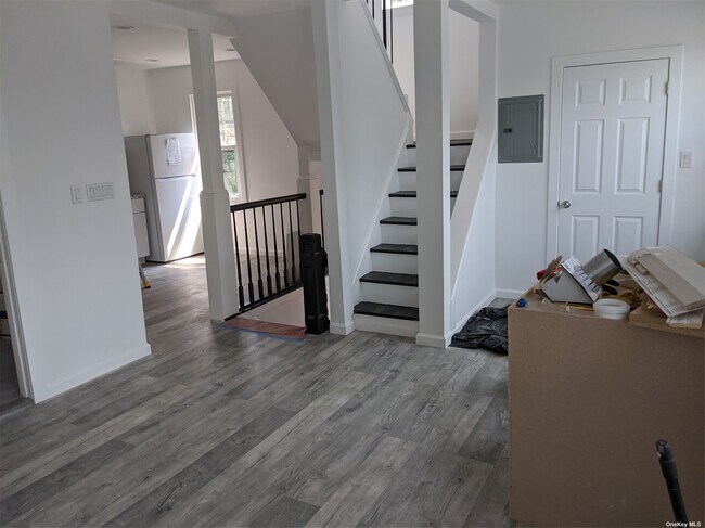 Building Photo - 23 Foxhurst Rd