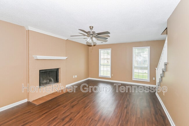Building Photo - 7391 Hollorn Ln