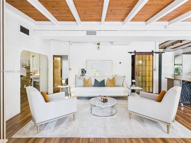 Foto del edificio - 1632 SW 28th Ave