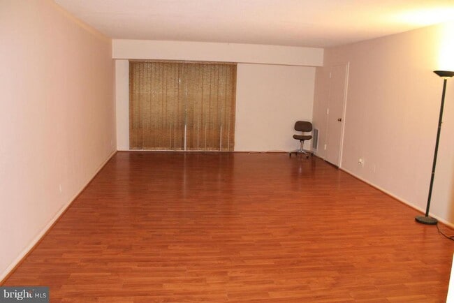 Building Photo - 7621 Tremayne Pl