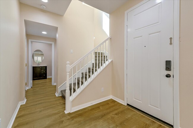 Building Photo - 52 Latitude