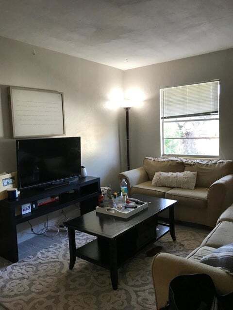 Building Photo - 208 Coventry St