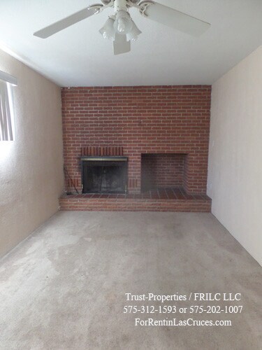 Building Photo - Spacious 4/2 close to NMSU