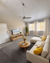 Interior Photo - Vista Del Sol Apartments