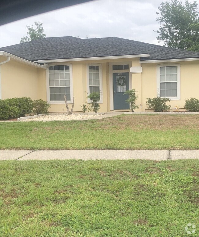 Building Photo - 1282 Summit Oaks Dr E